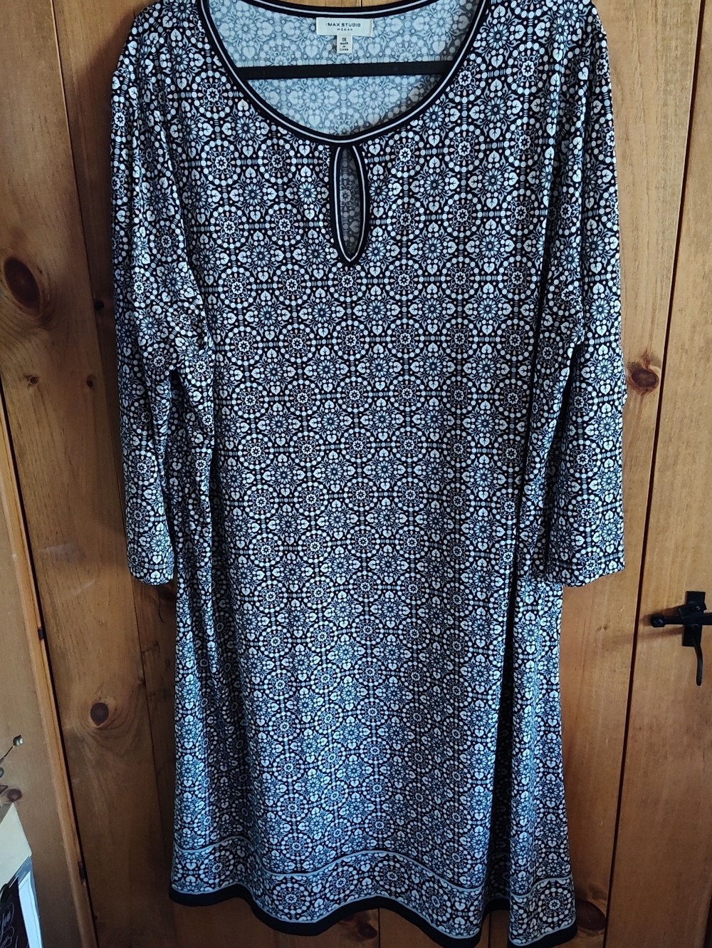 Max Studio Woman Long Sleeve Dress in Black and White Floral